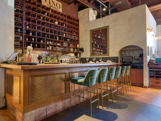 Wine bar